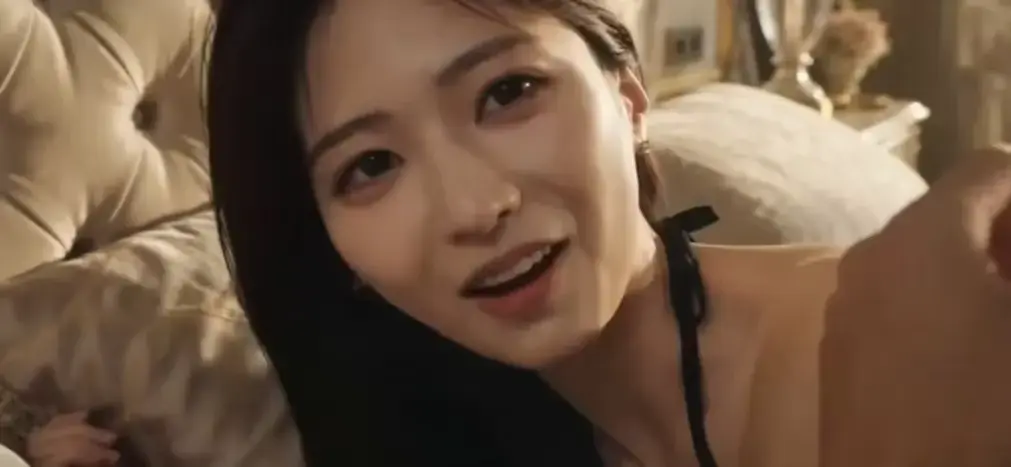 《B中爱情故事》黄豆AI短剧全集4K高清无删减在线观看-B中爱情故事百度网盘一键转存-免费无广告纯净播放-完整版资源