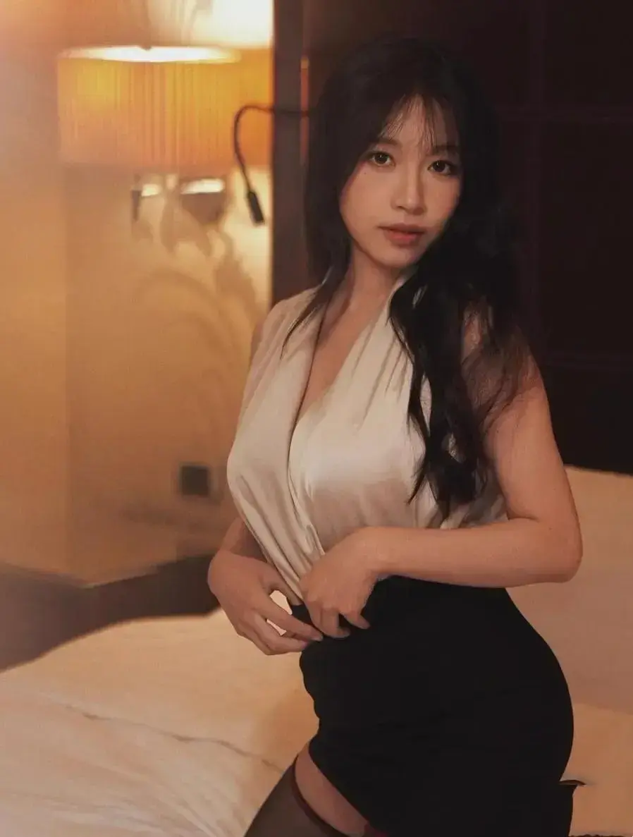 《小凤新婚》全集完整版在线免费观看-苏畅艾熙双人演绎小凤新婚-高清无删减免登录极速秒存